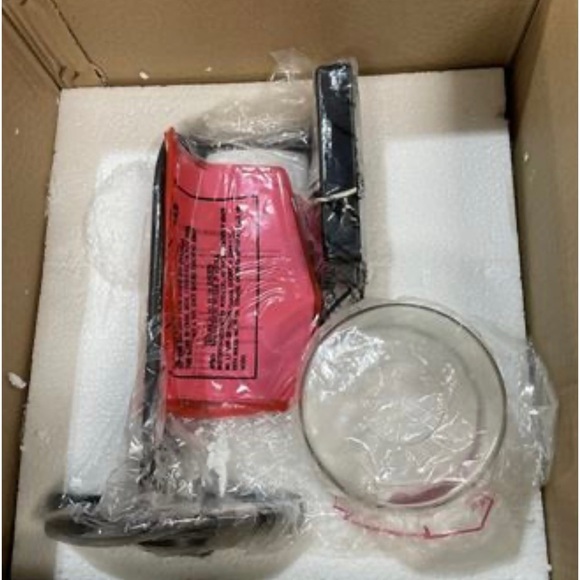 Austin Allen 9D335A Earl Urban/Industrial Clear Glass Wall Sconce,​ - Picture 3 of 4